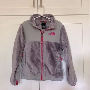 Girls North Face Zip-Up Jacket; Light Grey with Pink Details; In good condition.